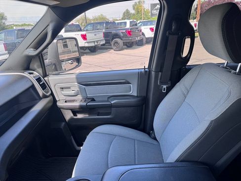 Used 2023 RAM 2500 Big Horn w/ Cold Weather Group AWD/4WD image 20
