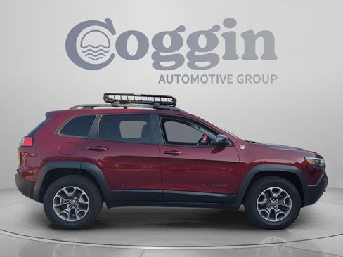 Used 2020 Jeep Cherokee Trailhawk w/ Cold Weather Group AWD/4WD image 6