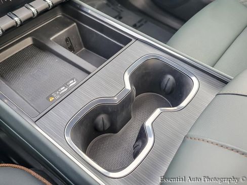 Used 2024 GMC Acadia AT4 w/ LPO, Floor Liner Package image 18