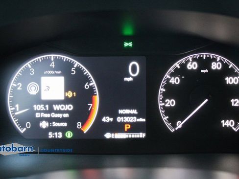 Used 2023 Honda Pilot Touring image 15