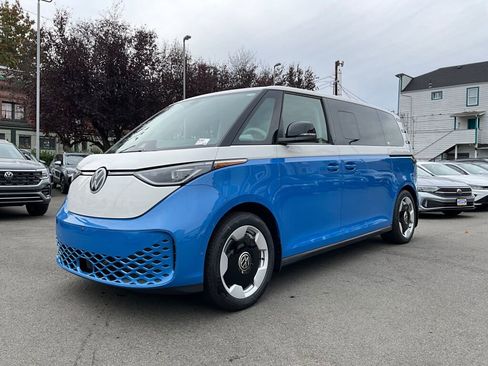 New 2025 Volkswagen ID. Buzz Pro S Plus image 4