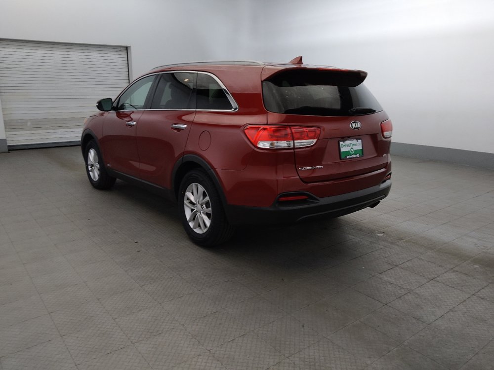 Used 2018 Kia Sorento AWD image 5