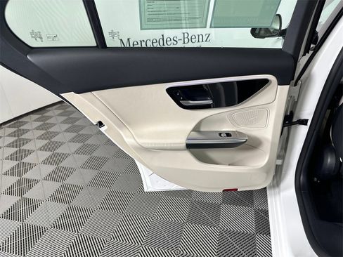 Certified 2024 Mercedes-Benz C 300 4MATIC Sedan image 24
