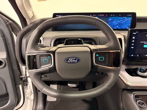 Certified 2025 Ford Expedition Max Active image 24