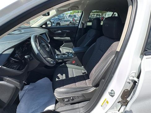 Used 2022 Buick Envision Preferred FWD image 13