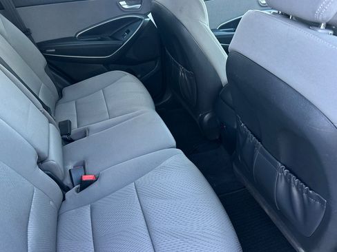 Used 2017 Hyundai Santa Fe Sport FWD image 18