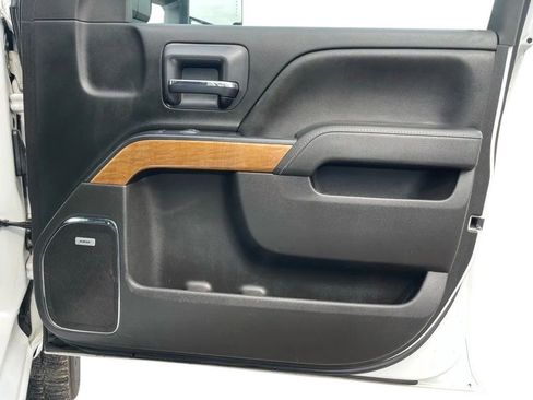 Used 2018 Chevrolet Silverado 2500 LTZ w/ Duramax Plus Package image 17