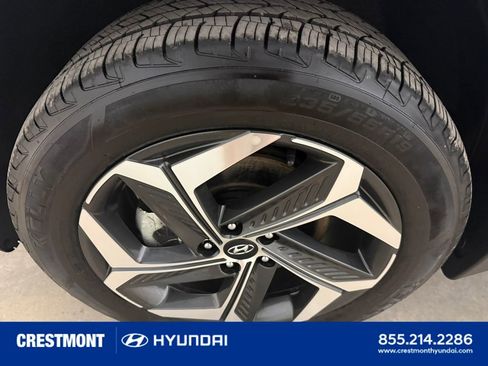 Certified 2023 Hyundai Tucson Limited AWD/4WD image 9