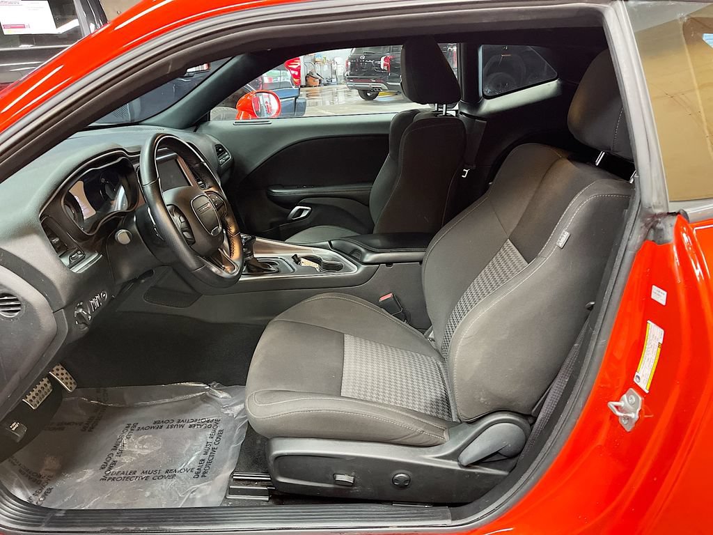Used 2022 Dodge Challenger GT w/ Driver Convenience Group AWD/4WD image 22