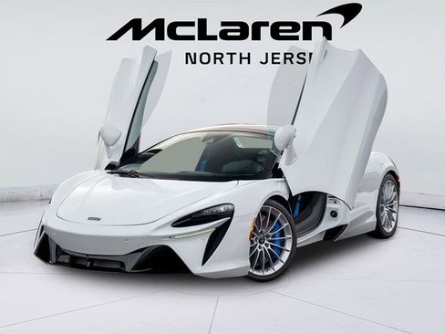 New 2026 McLaren Artura Spider image 3