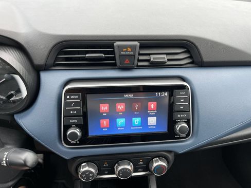 Used 2025 Nissan Versa SV FWD image 20