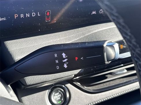 Used 2025 Buick Enclave Preferred image 14