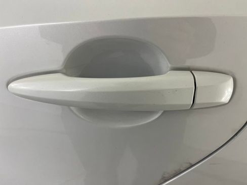 Used 2024 Nissan Sentra SV w/ SV Premium Package image 17