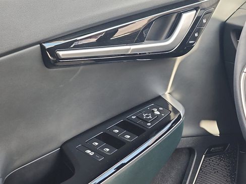 Used 2022 Kia EV6 GT-Line w/ First Edition Package image 12