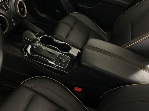 Used 2023 Chevrolet Blazer Premier FWD image 17