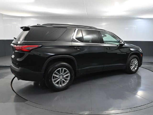 Used 2023 Chevrolet Traverse LT w/ LPO, Floor Liner Package AWD/4WD image 4