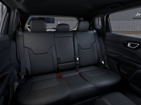 New 2026 Jeep Compass Trailhawk AWD/4WD image 15
