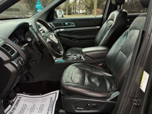 Used 2017 Ford Explorer Sport w/ Equipment Group 401A image 10