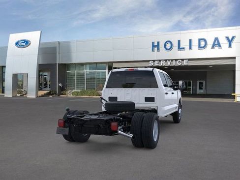 New 2026 Ford F350 4x4 Crew Cab DRW Super Duty image 8