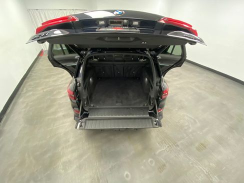 Used 2019 BMW X5 xDrive50i w/ M Sport Package AWD/4WD image 52