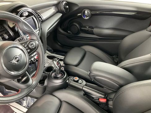 Used 2021 MINI Cooper S image 12