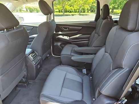 Used 2025 Subaru Ascent Premium AWD/4WD image 17