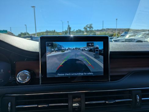 Used 2022 Lincoln Corsair Reserve image 24