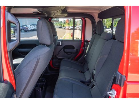 Used 2025 Jeep Gladiator Sport AWD/4WD image 14