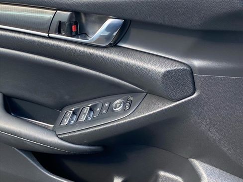 Used 2022 Honda Accord Sport Special Edition image 18