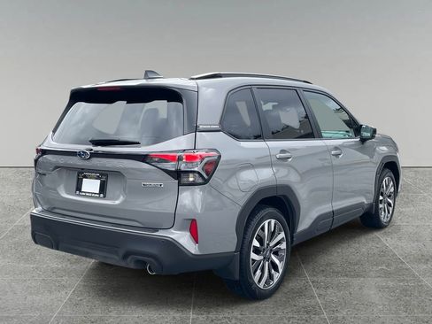 Used 2026 Subaru Forester Touring AWD/4WD image 7