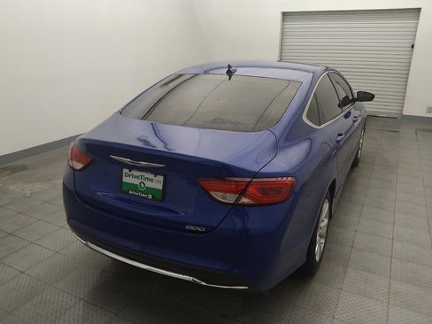 Used 2017 Chrysler 200 Limited Platinum FWD image 7