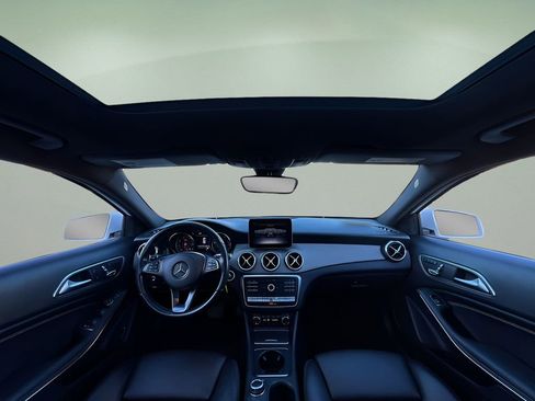 Used 2019 Mercedes-Benz GLA 250 4MATIC image 21