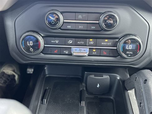 New 2026 Ford Bronco Big Bend w/ Black Diamond Package image 6