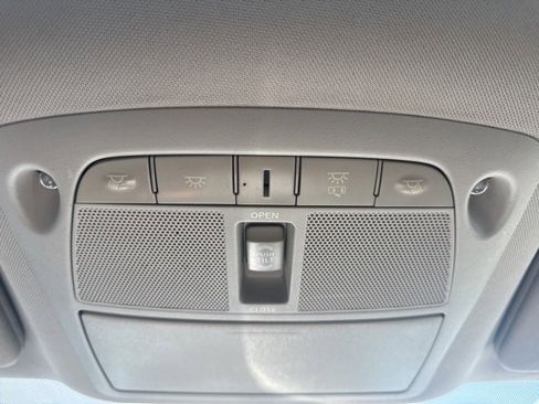 Used 2015 Nissan Murano SL w/ SL Technology Package image 16