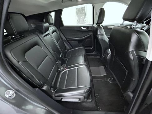 Used 2022 Ford Escape SEL w/ Technology Package AWD/4WD image 18