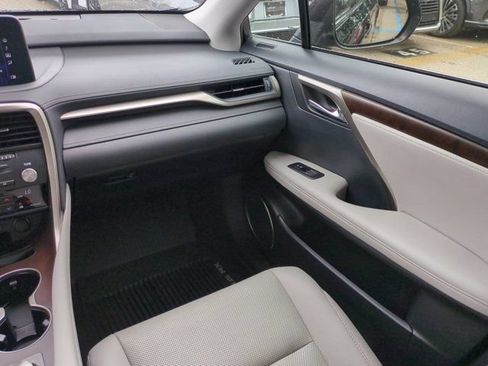 Certified 2022 Lexus RX 350 FWD w/ Premium Package image 16