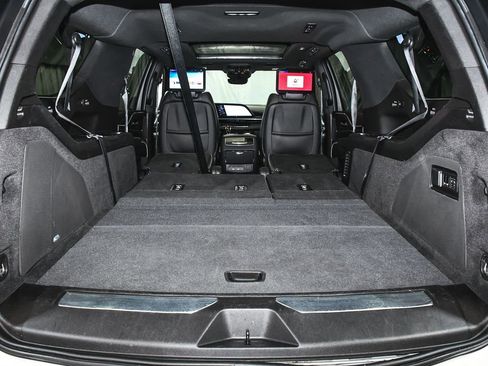 Used 2023 Cadillac Escalade ESV Sport w/ LPO, ONYX Package AWD/4WD image 74