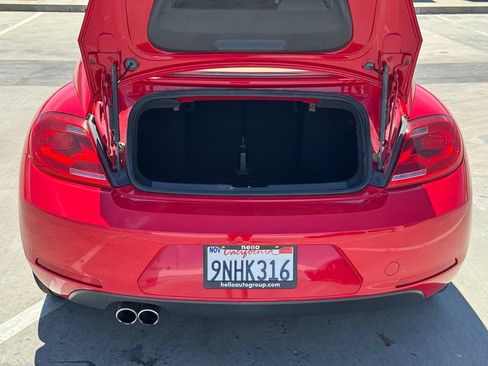 Used 2013 Volkswagen Beetle 2.5 FWD image 22