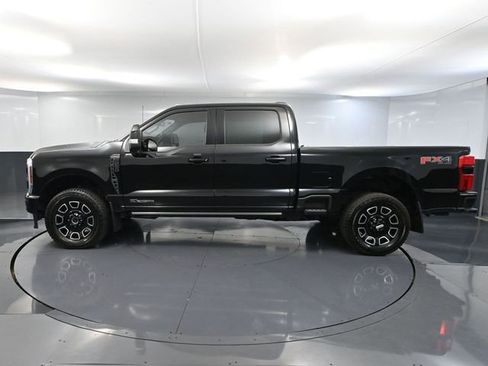 Used 2025 Ford F250 Platinum image 10