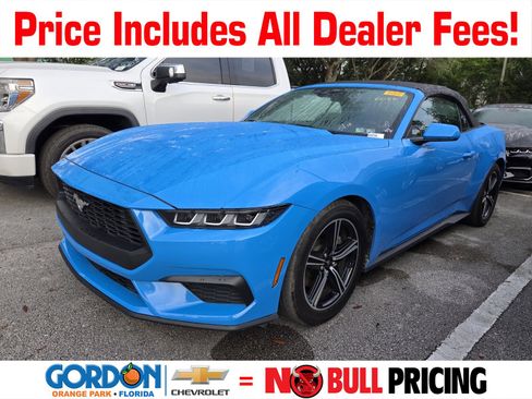Used 2025 Ford Mustang Premium RWD image 1