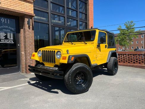 Used 2003 Jeep Wrangler X AWD/4WD image 2