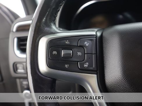 Used 2022 Chevrolet Tahoe LT w/ Luxury Package image 5