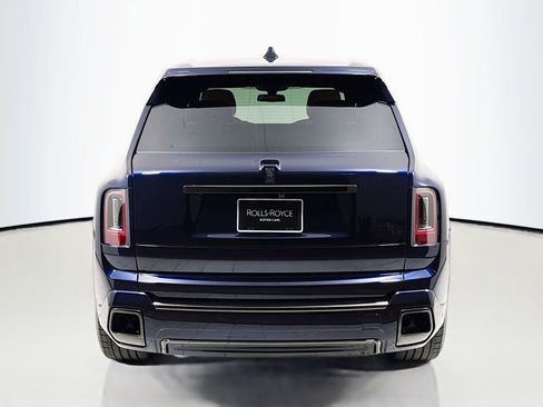 Certified 2025 Rolls-Royce Cullinan Black Badge w/ Leather Finishing Pack AWD/4WD image 7