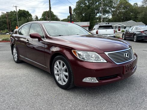 Used 2007 Lexus LS 460 RWD image 8