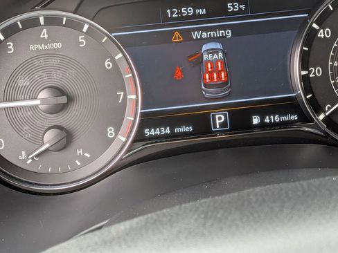 Used 2024 INFINITI QX80 Luxe image 18