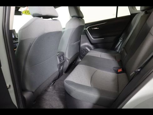 Used 2020 Toyota RAV4 XLE w/ All Weather Liner Package AWD/4WD image 17