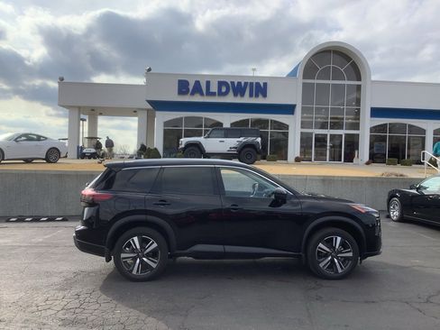 Used 2024 Nissan Rogue SL w/ SL Premium Package image 8