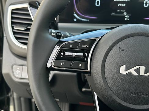 New 2026 Kia Seltos S AWD/4WD image 17