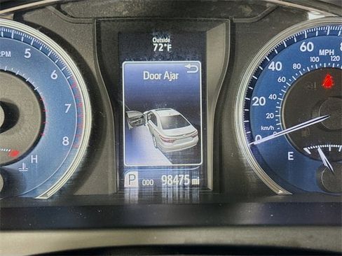 Certified 2017 Toyota Camry LE image 12