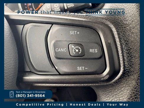 Used 2022 Jeep Wrangler Willys image 16